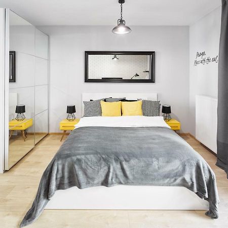 Atelier Apartamenty Praga No. 1 Varşovia Exterior foto