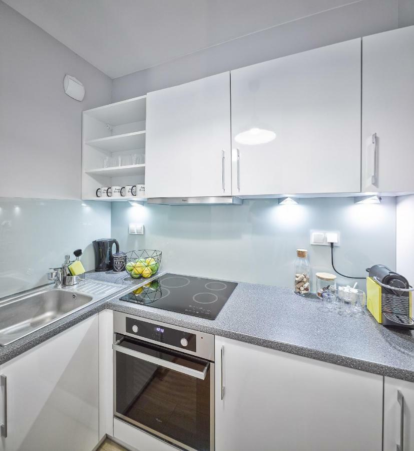 Atelier Apartamenty Praga No. 1 Varşovia Exterior foto